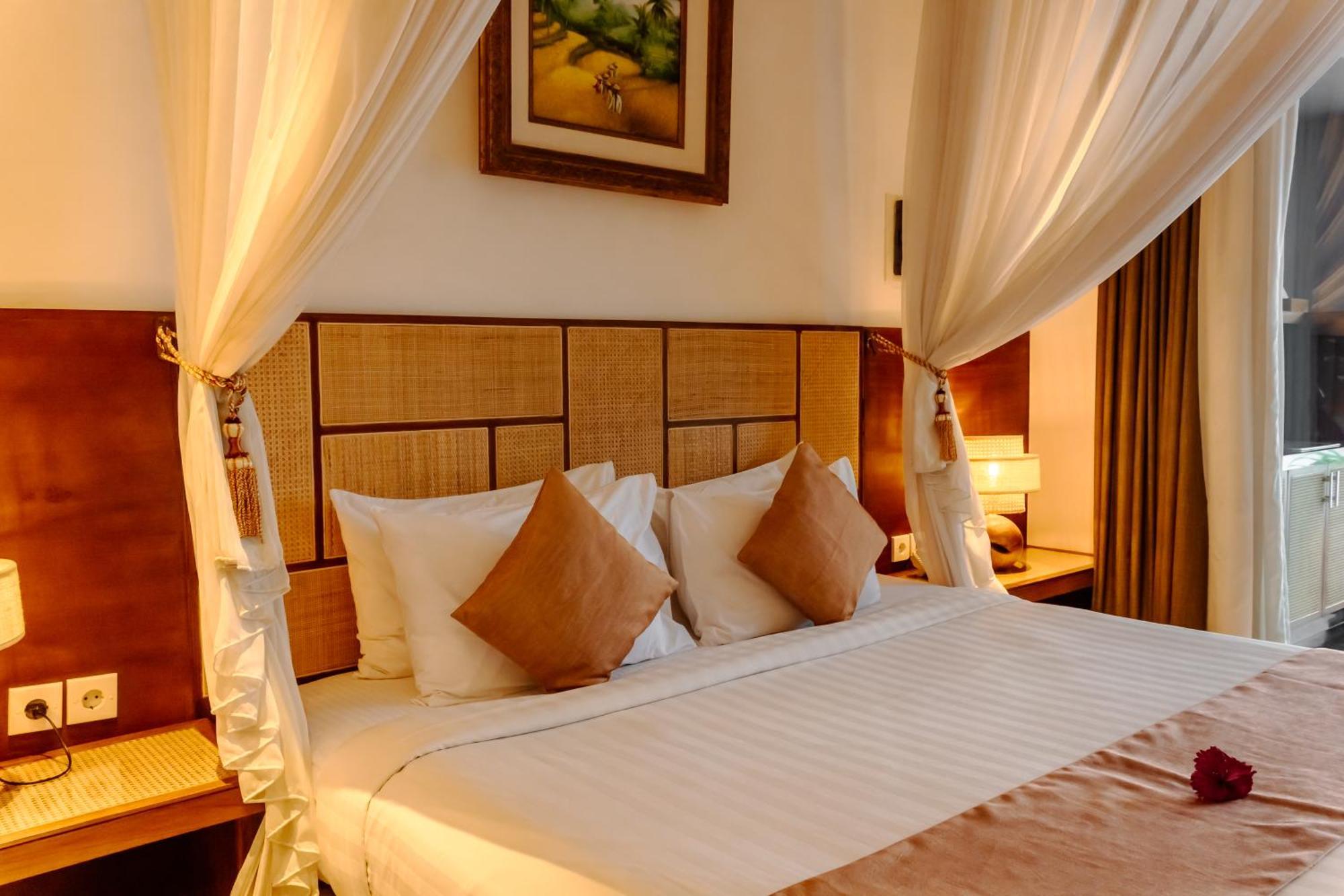 Deluxe One-Bedroom Villa Private Pool